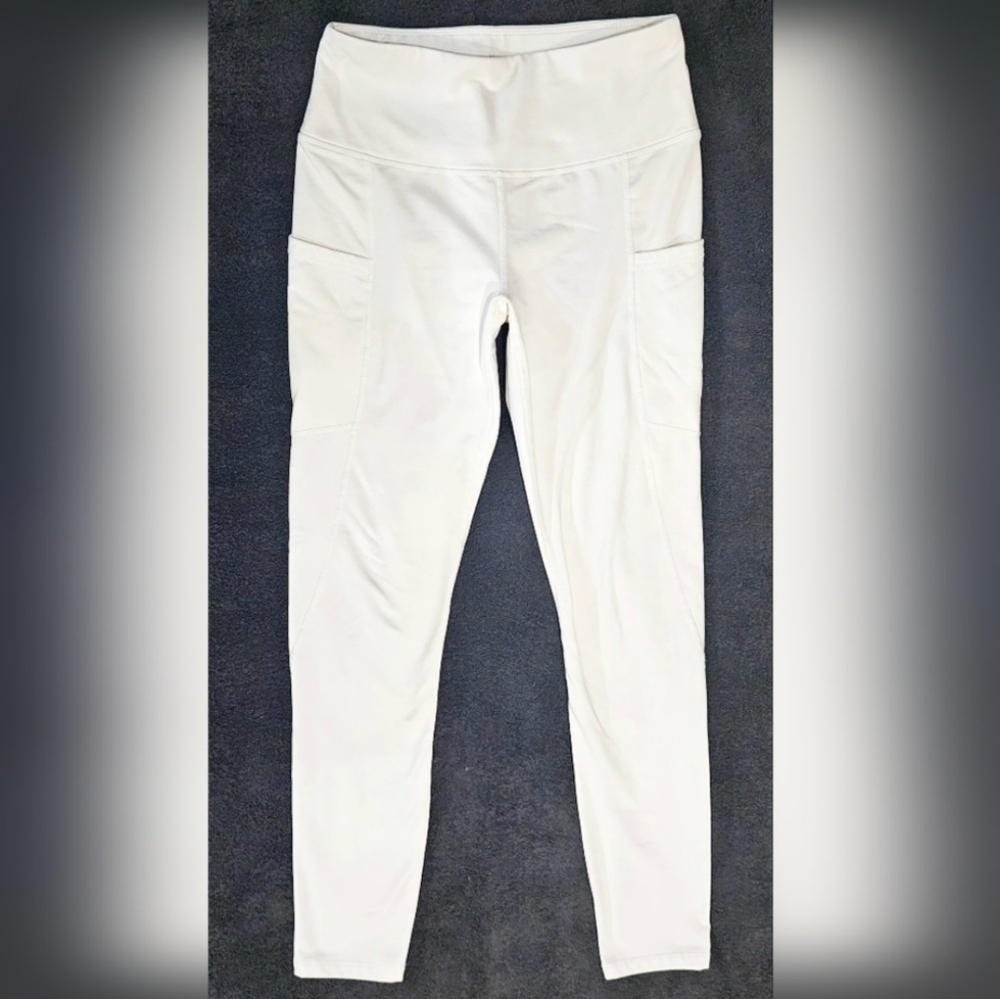 EUC Apana Leggings